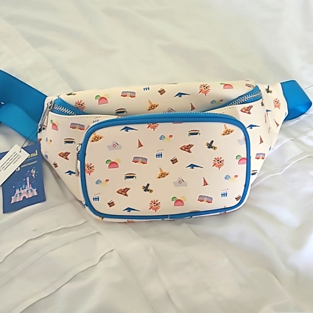 Disneyland fanny pack